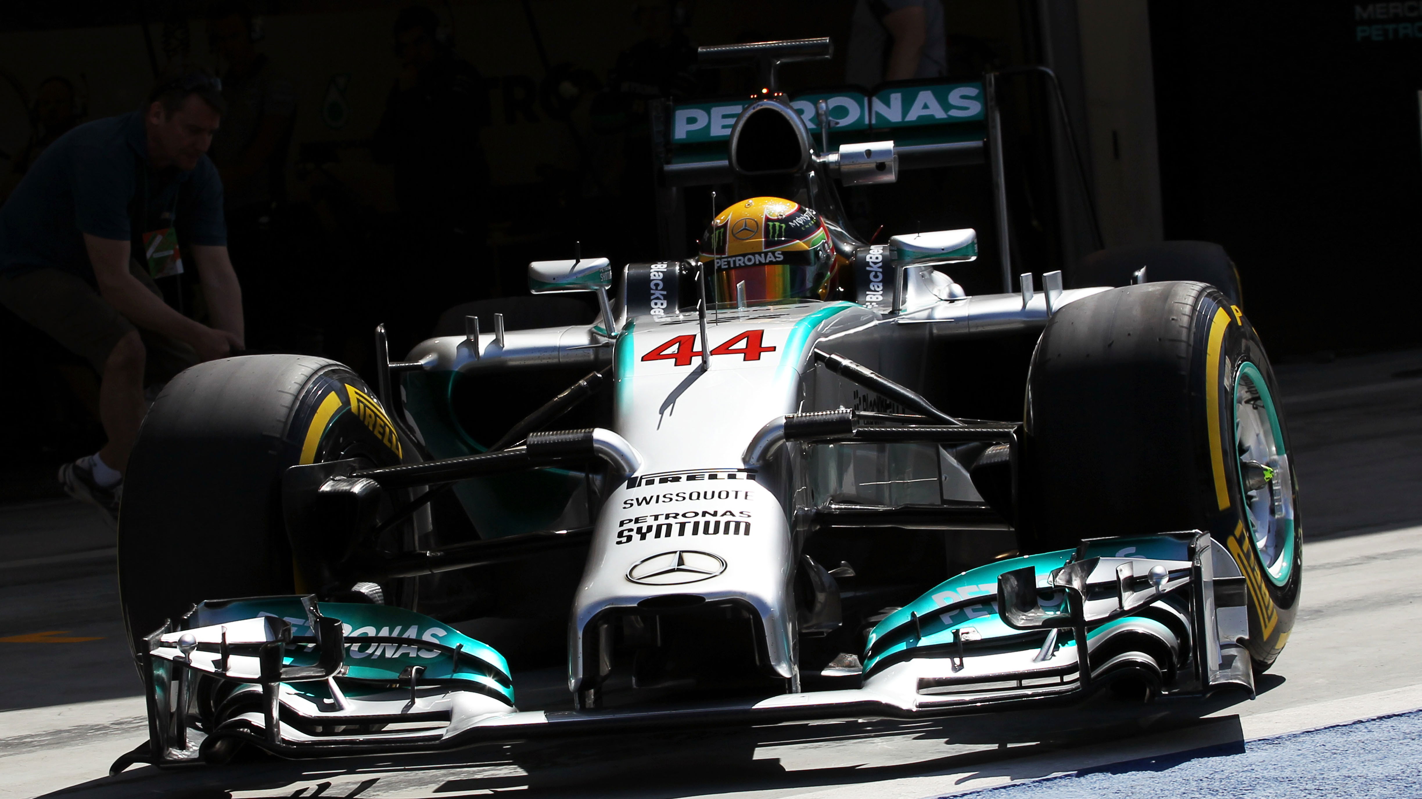 Lewis Hamilton (GBR) Mercedes AMG F1 W05 leaves the pits.21.02.2014. Formula One Testing, Bahrain T