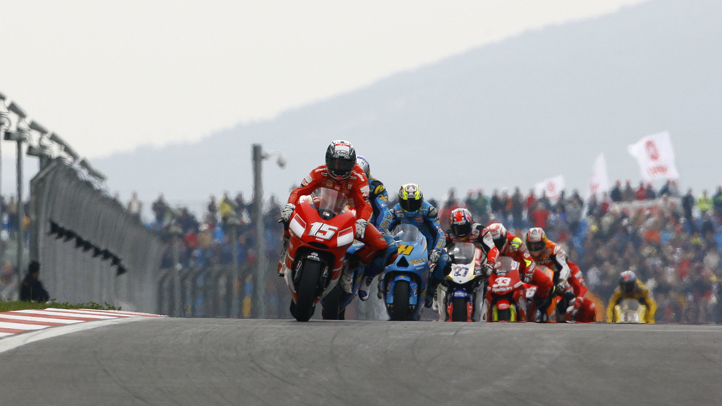 Gibernau leads, Turkish MotoGP Race, 2006