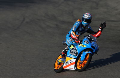 Moto3: Rins overcomes clutch issues for pole