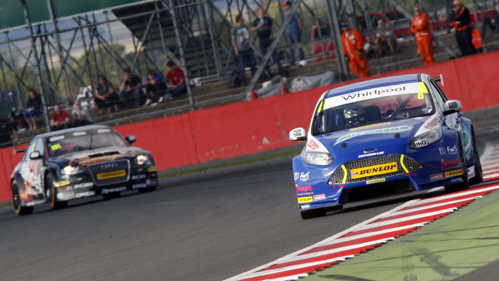 Jackson wins Silverstone thriller