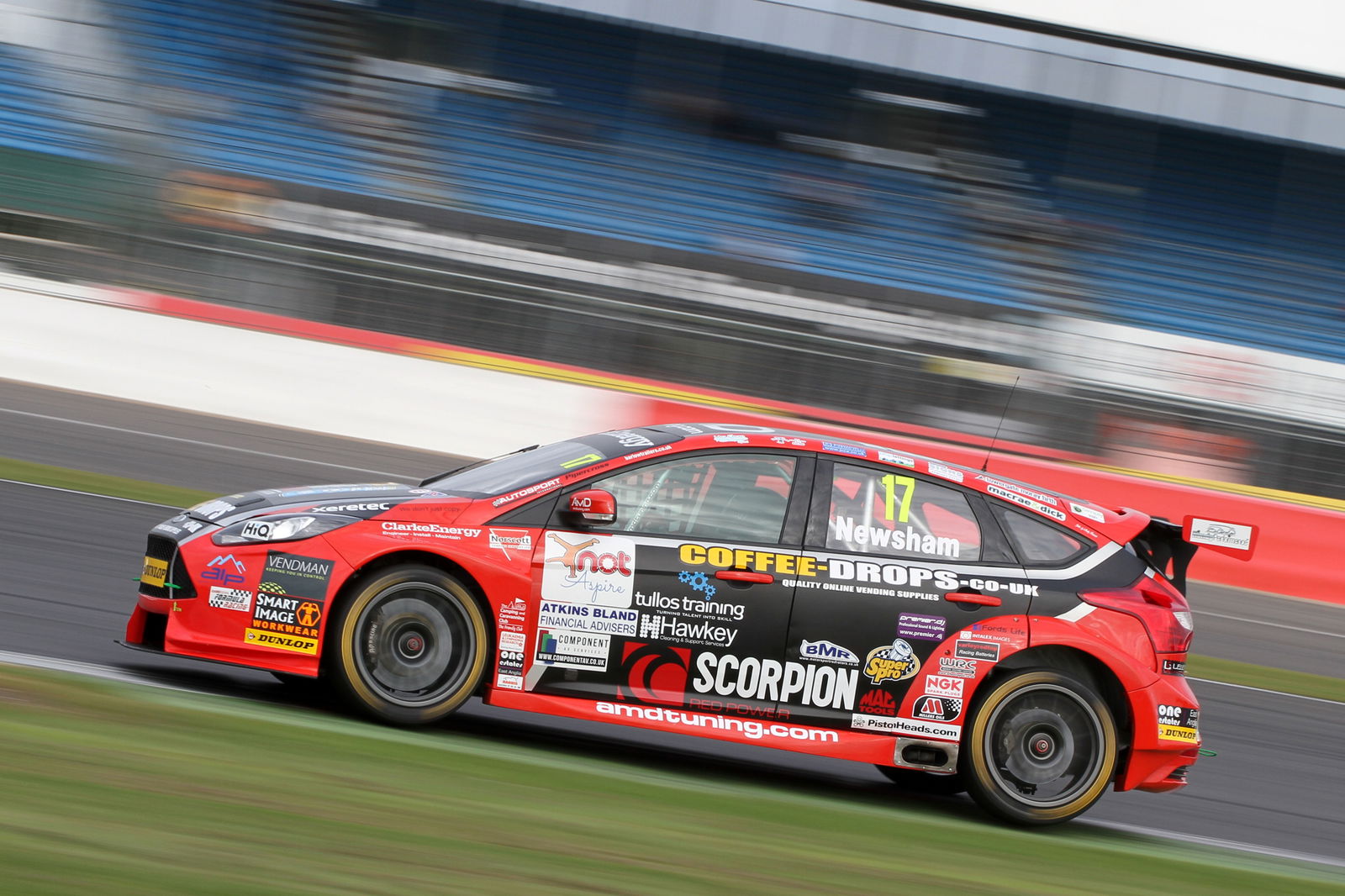 Collard will race at Brands Hatch