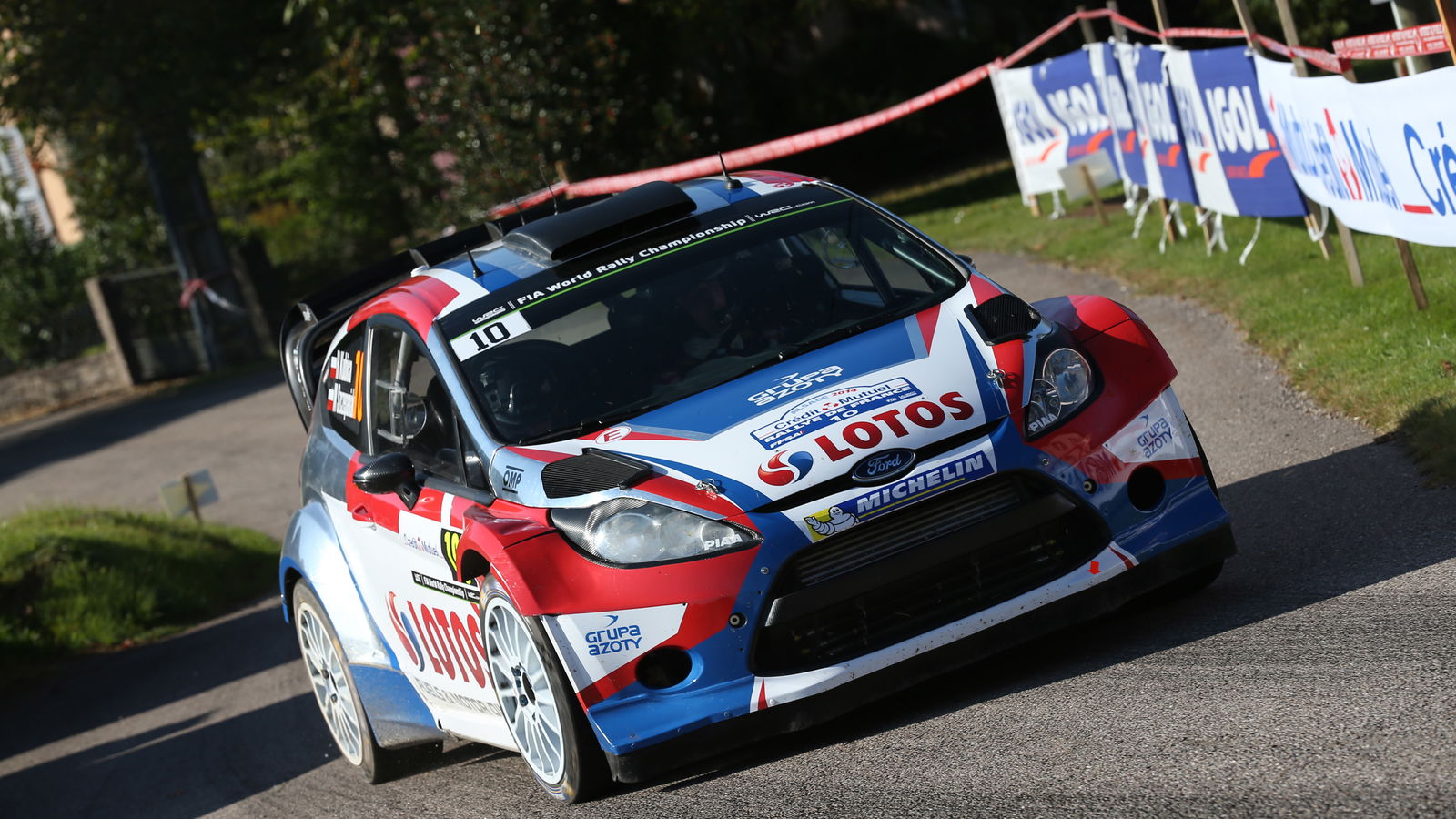 Kubica crashes out in final test