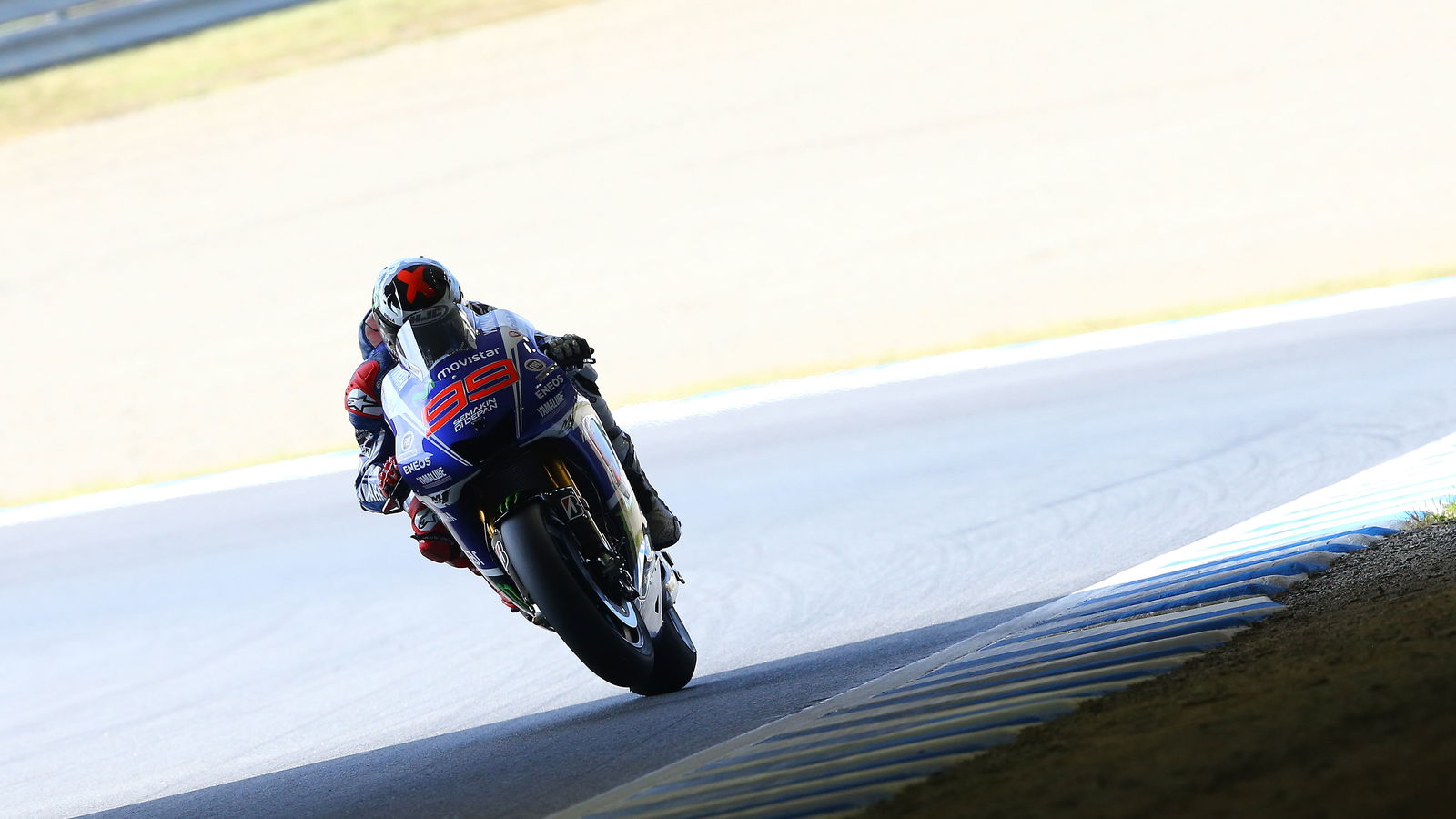 Lorenzo hits ground running at Motegi