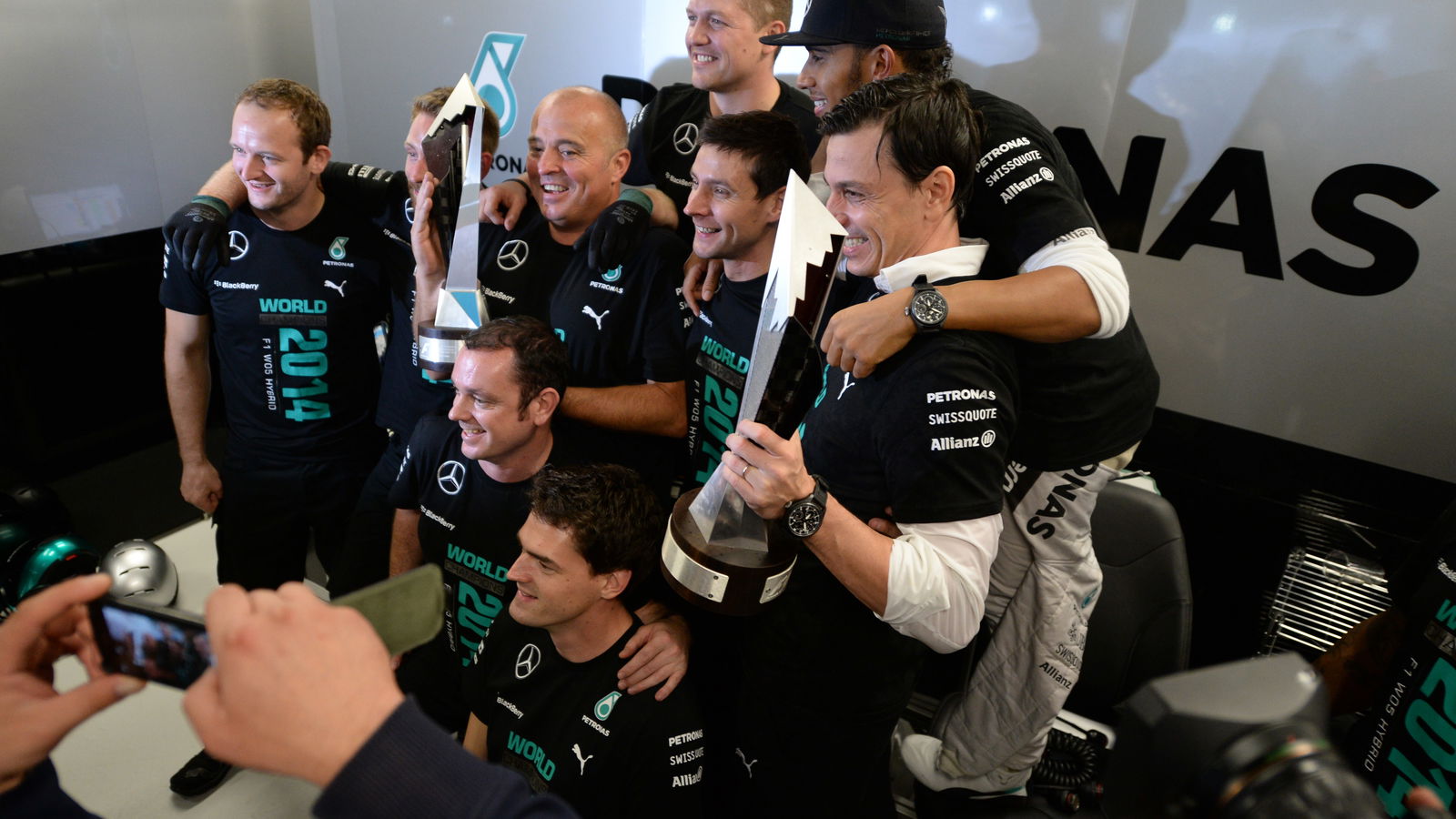 Hamilton 'speechless' amid Mercedes F1 celebrations