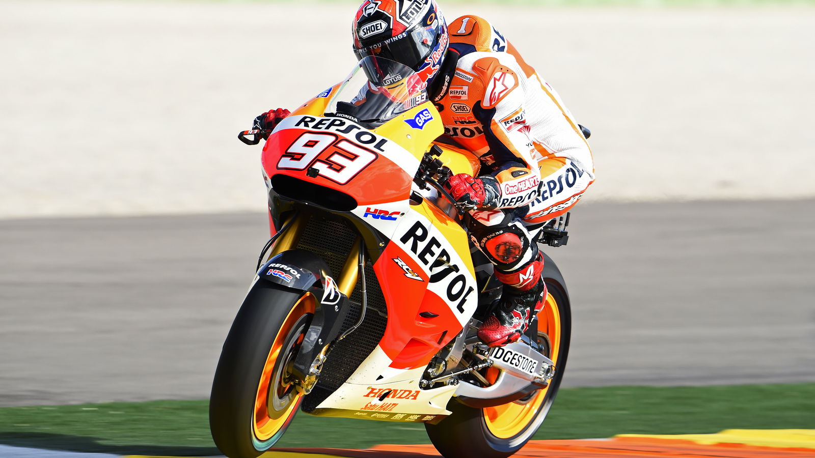 Marquez Friday double, Suzuki ends in smoke