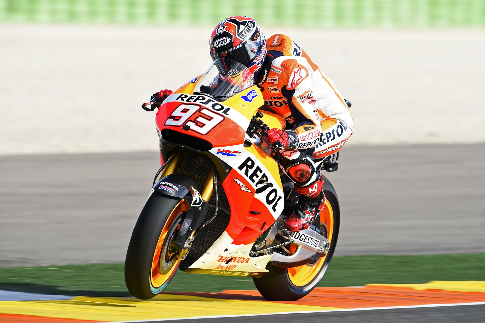 Aoyama 'killing RC213V-RS power too much'