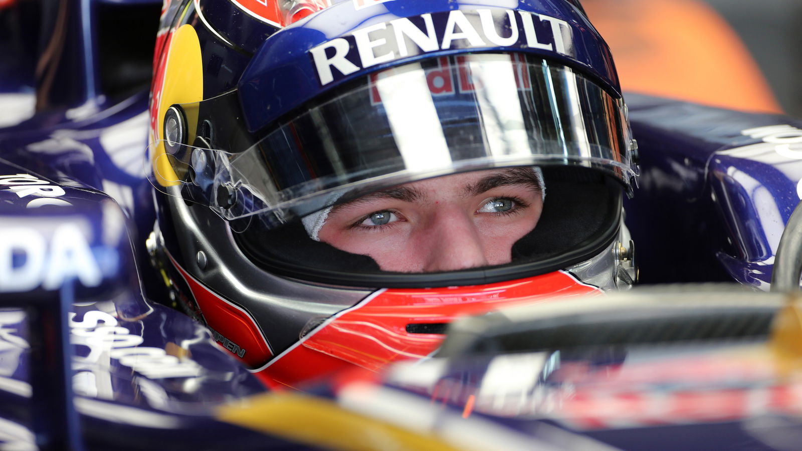 Verstappen eyes Macau success before stepping up
