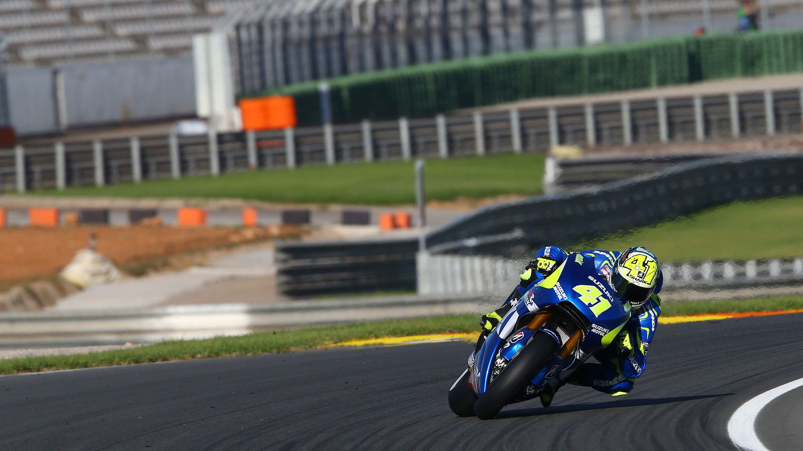 Espargaro sets fastest ever Suzuki lap