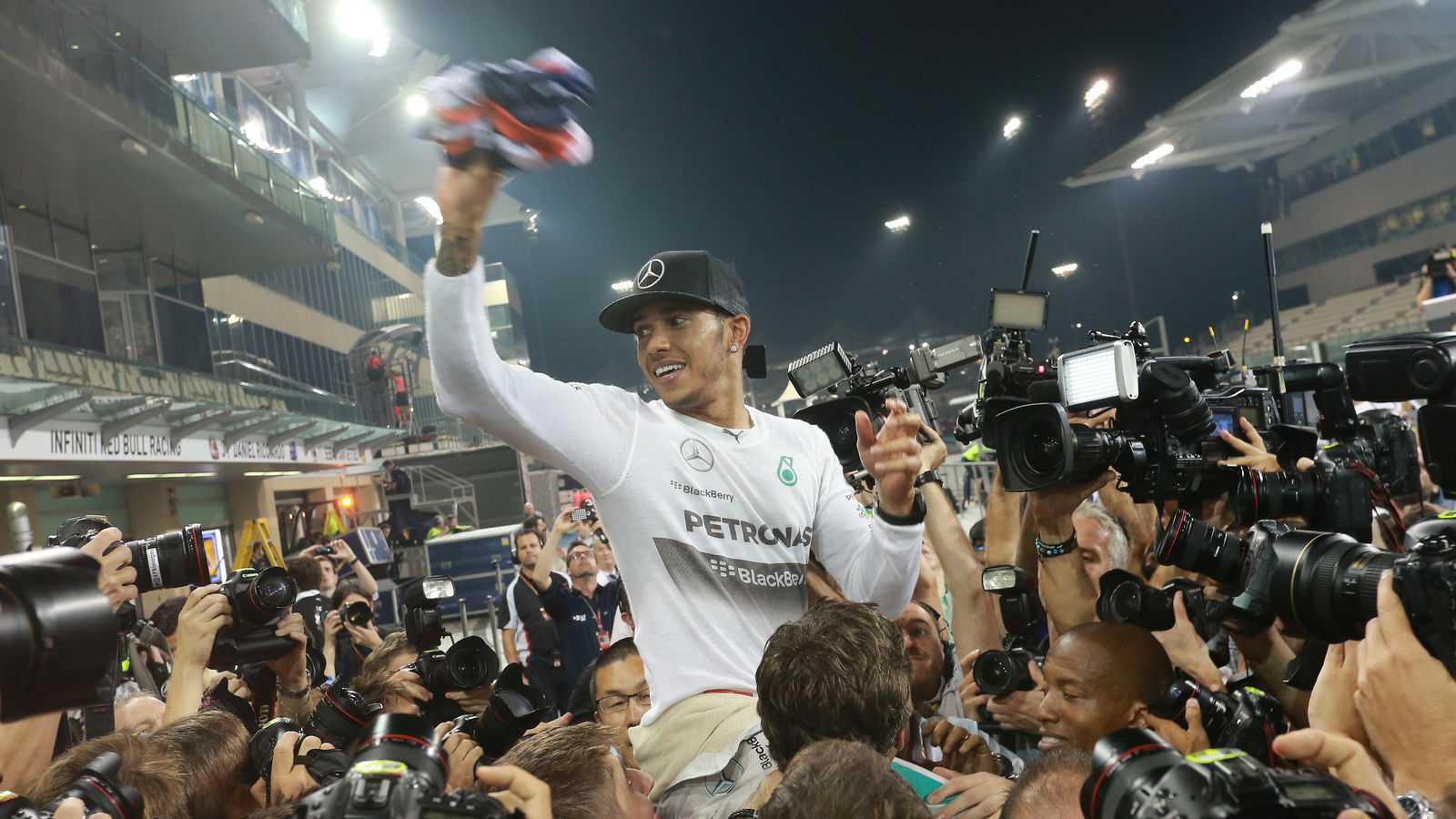 Hamilton: I don't want it easy