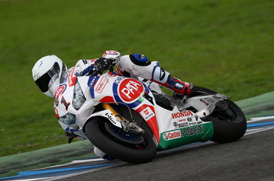 Superbike graduate Mercado fractures wrist