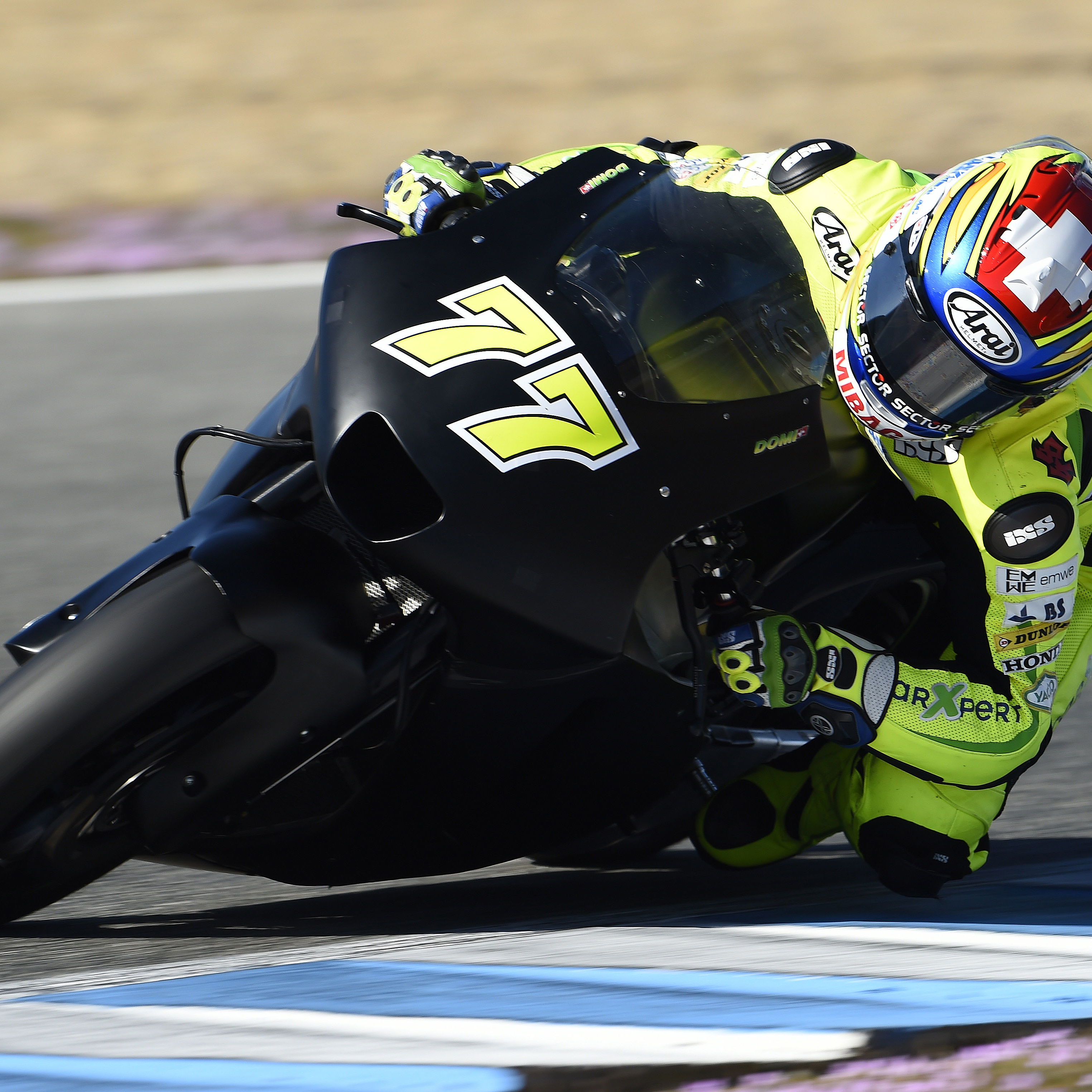 MotoE: Aegerter lights-to-flag as Granado taken out