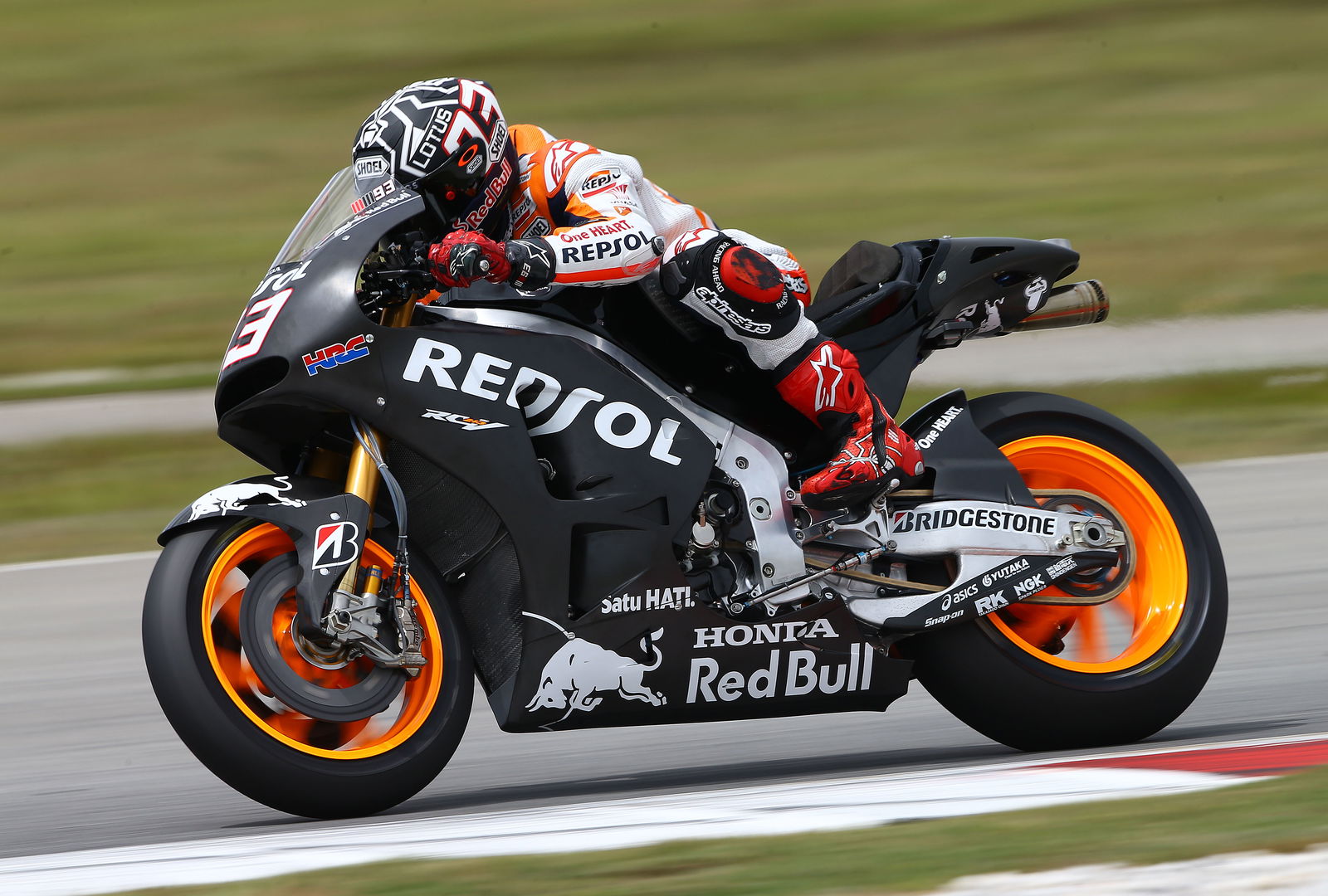 Marquez: New engine even more aggressive