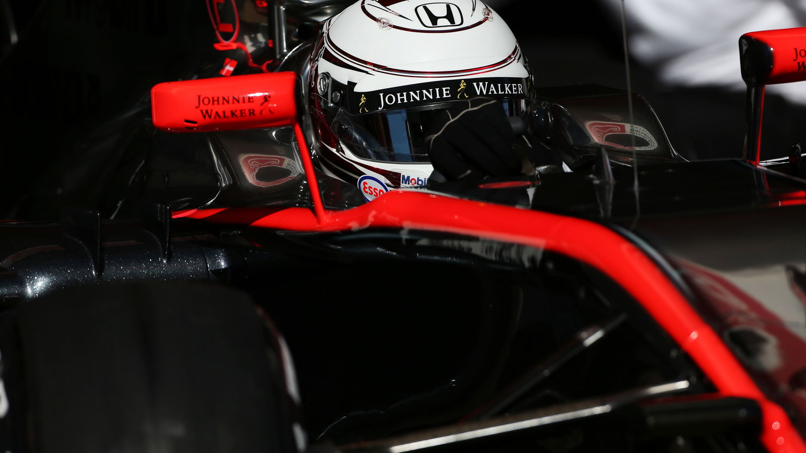 Magnussen 'massively disappointed' with McLaren axe