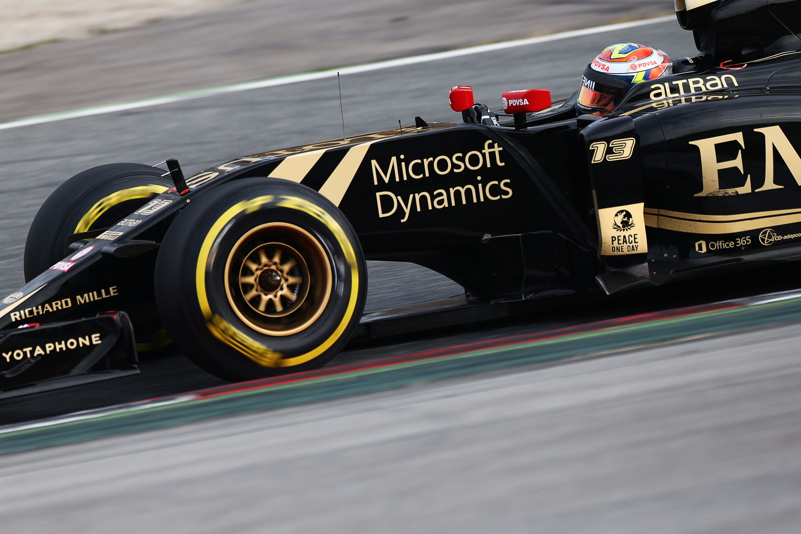 Jordan King gets Manor F1 development role