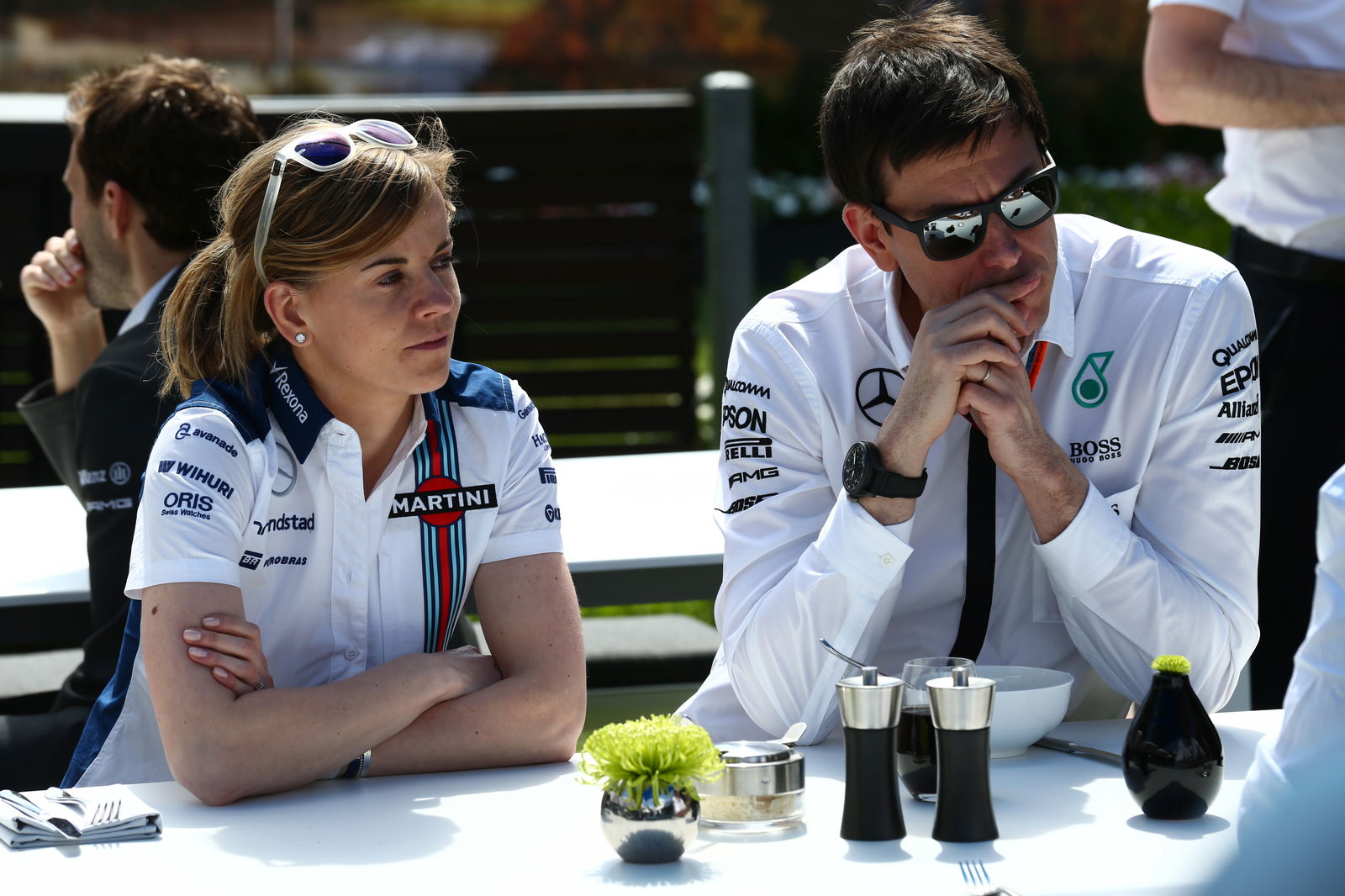 Perfect pit-stop helps Hamilton repay Silverstone support