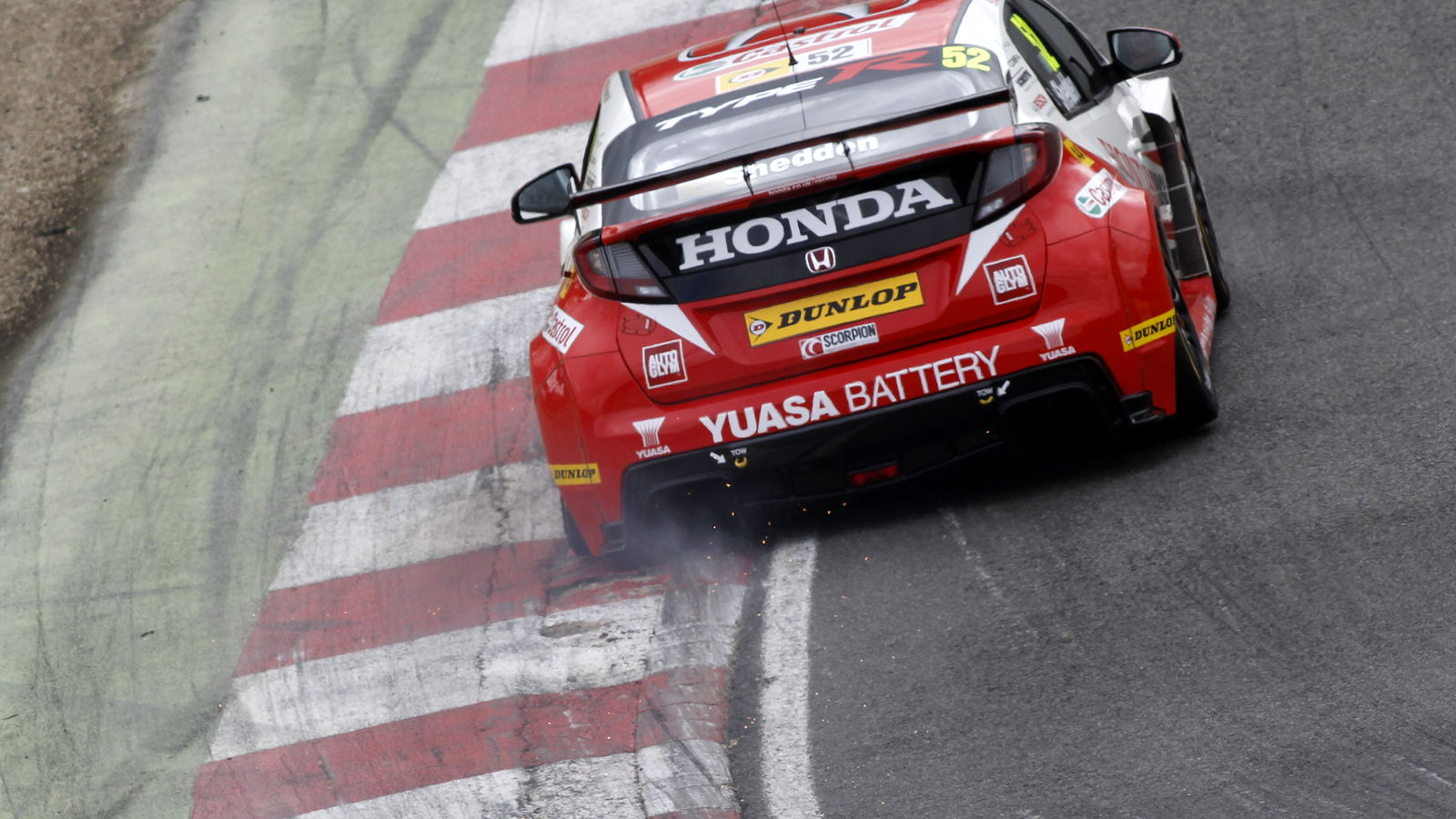 Honda 'keeping expectations in check' at Donington
