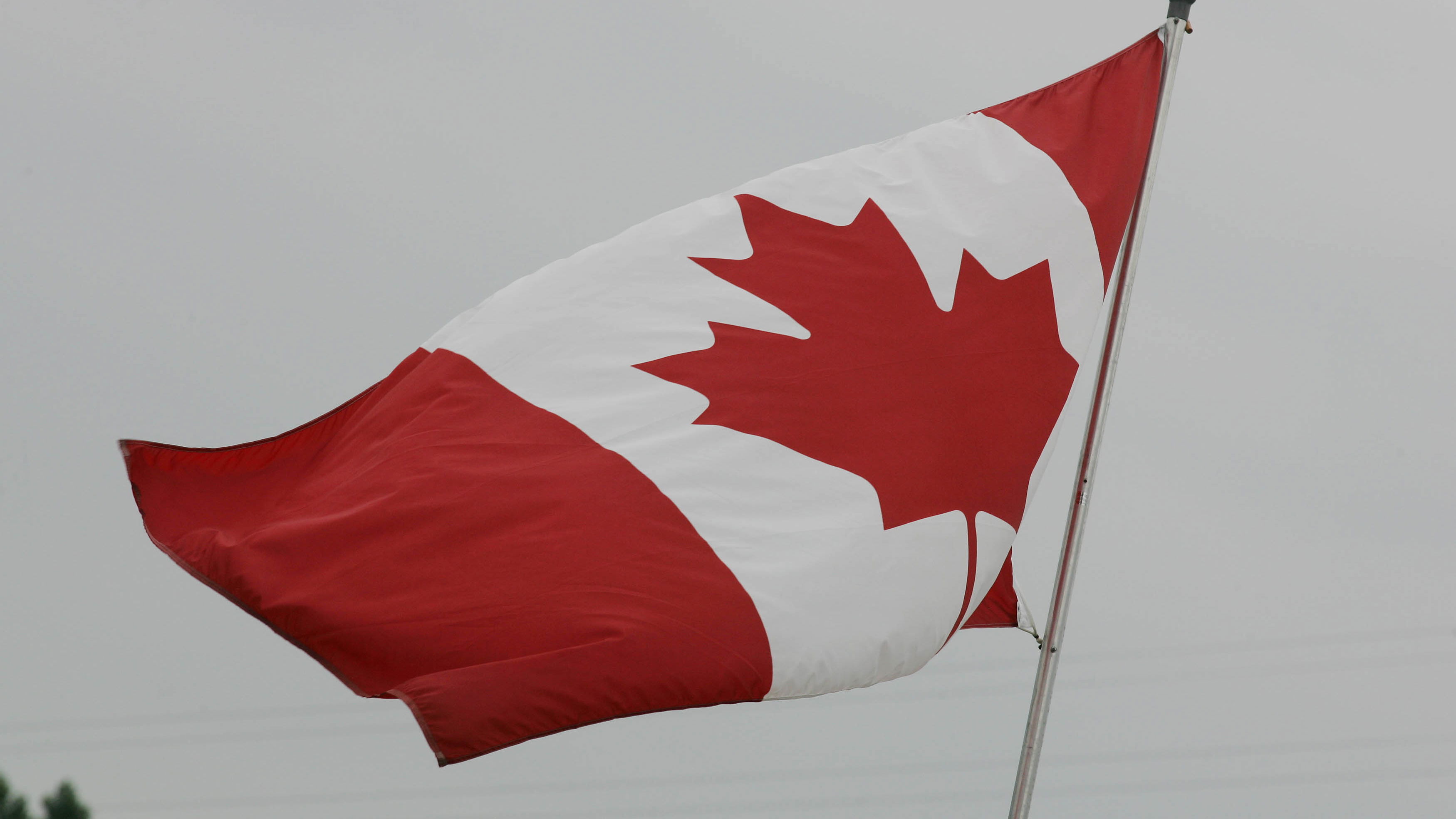 22.06.2006 Montreal, Canada, Canadian Flag flies in the paddock - Formula 1 World Championship, Rd 9
