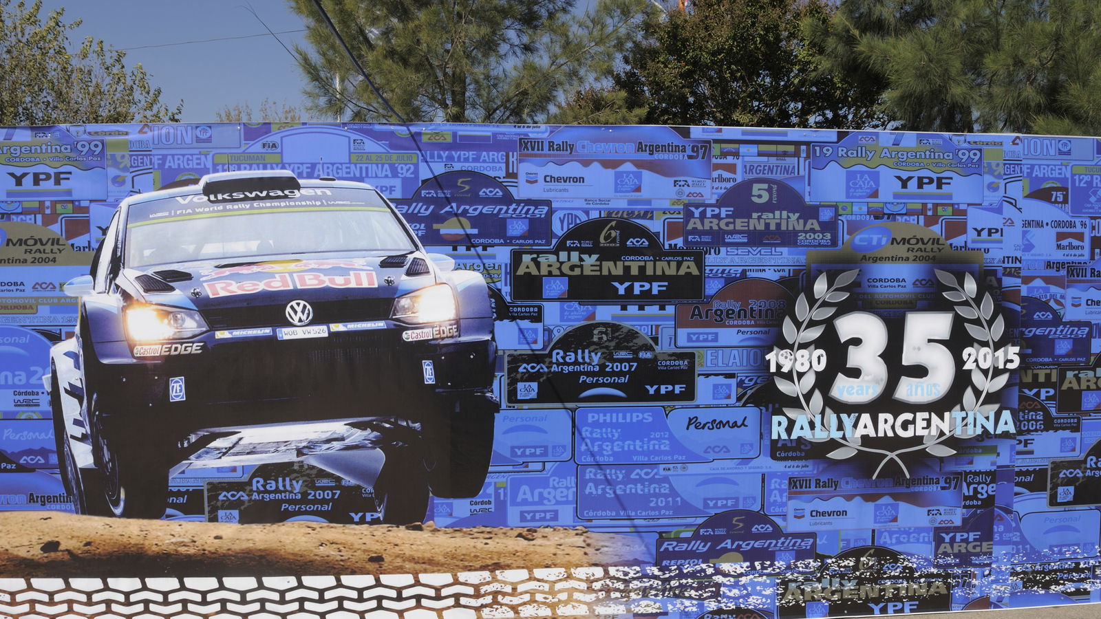 Fans injured in Paddon crash