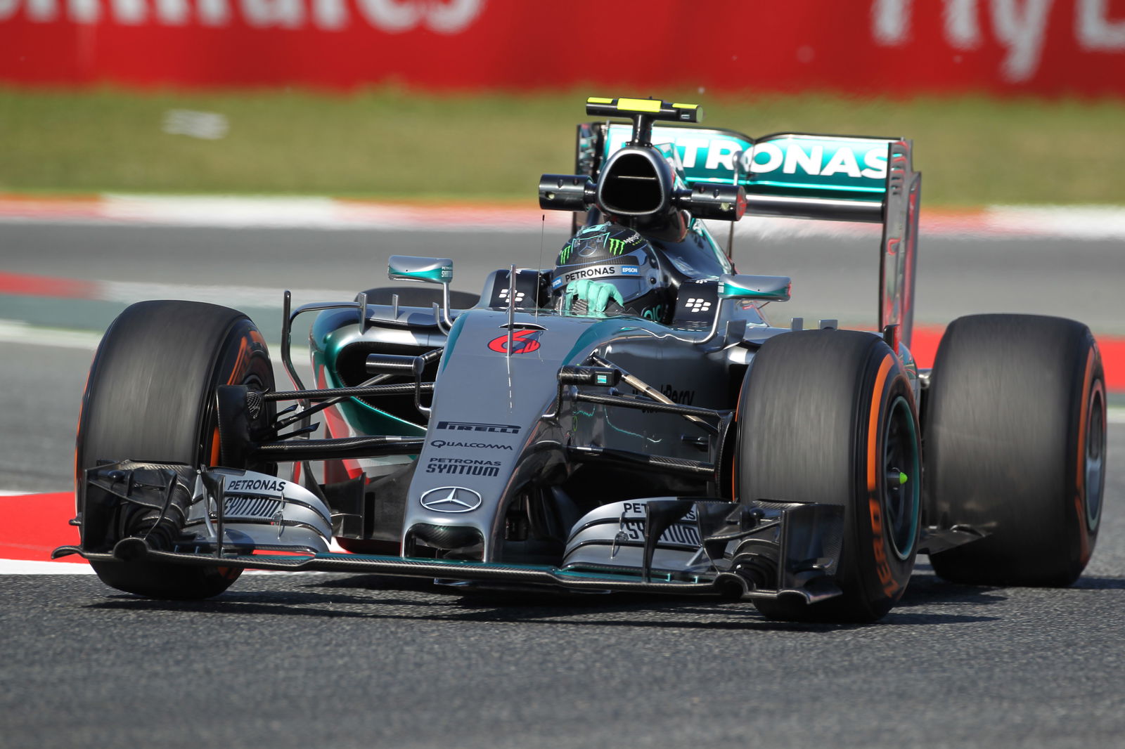 Perez, Hulkenberg take their rivalry to the kitchen
