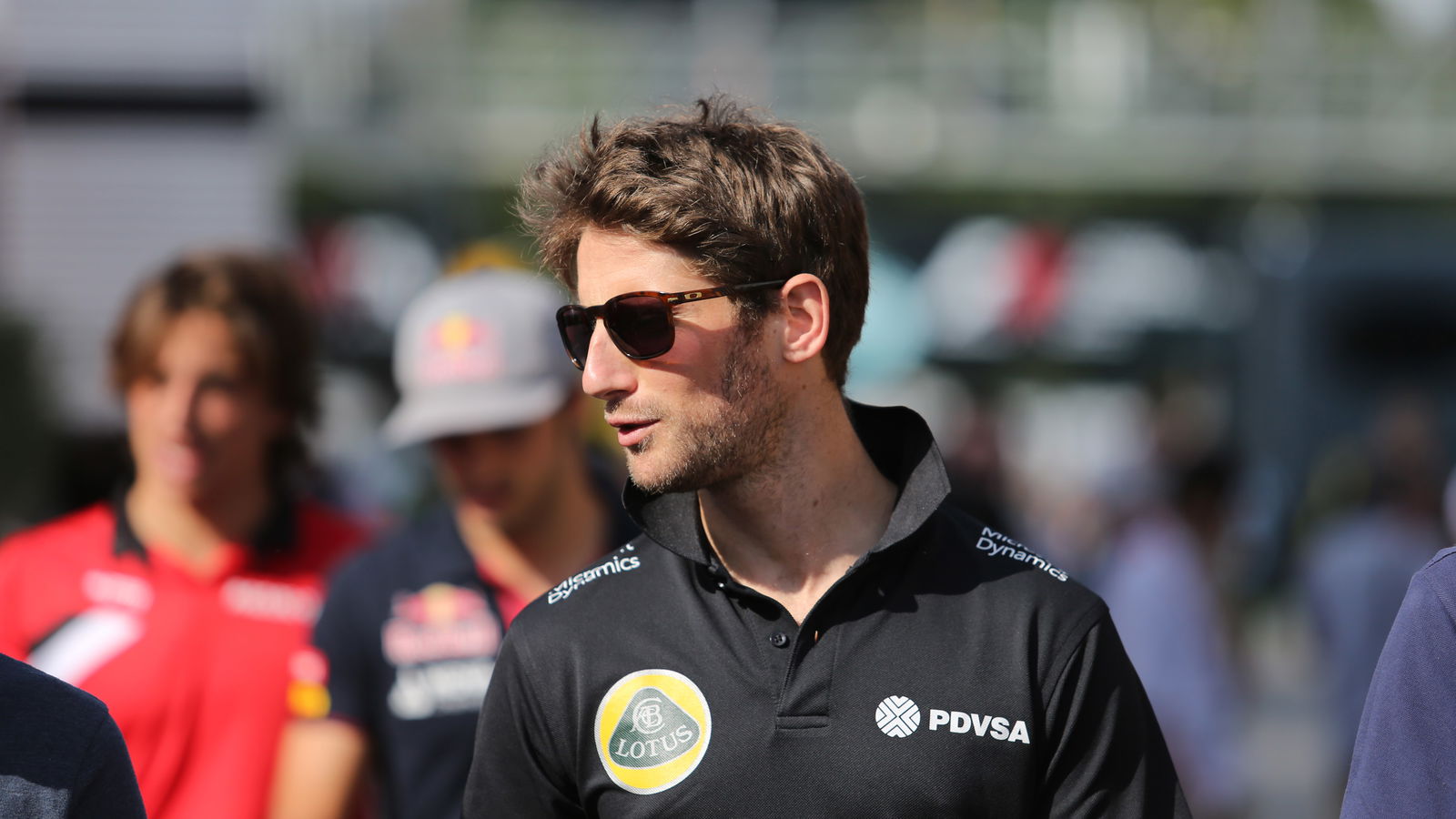 Grosjean pit stop incident a 