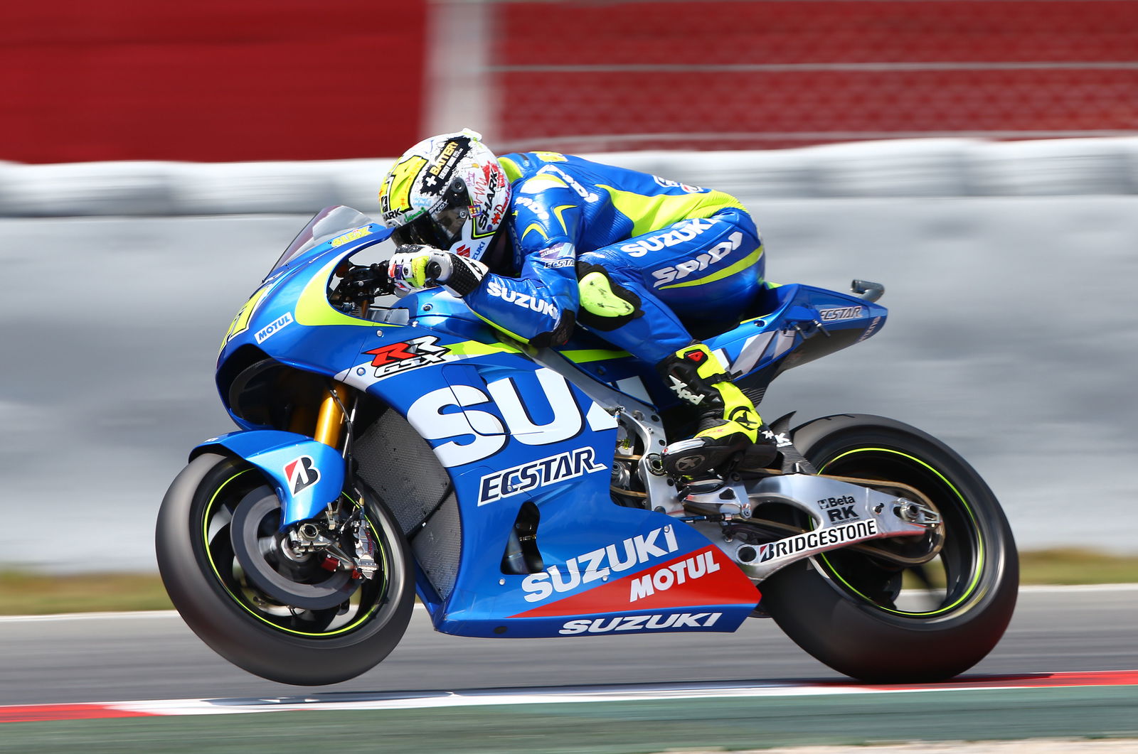 Lorenzo: Rossi is a Sunday rider...