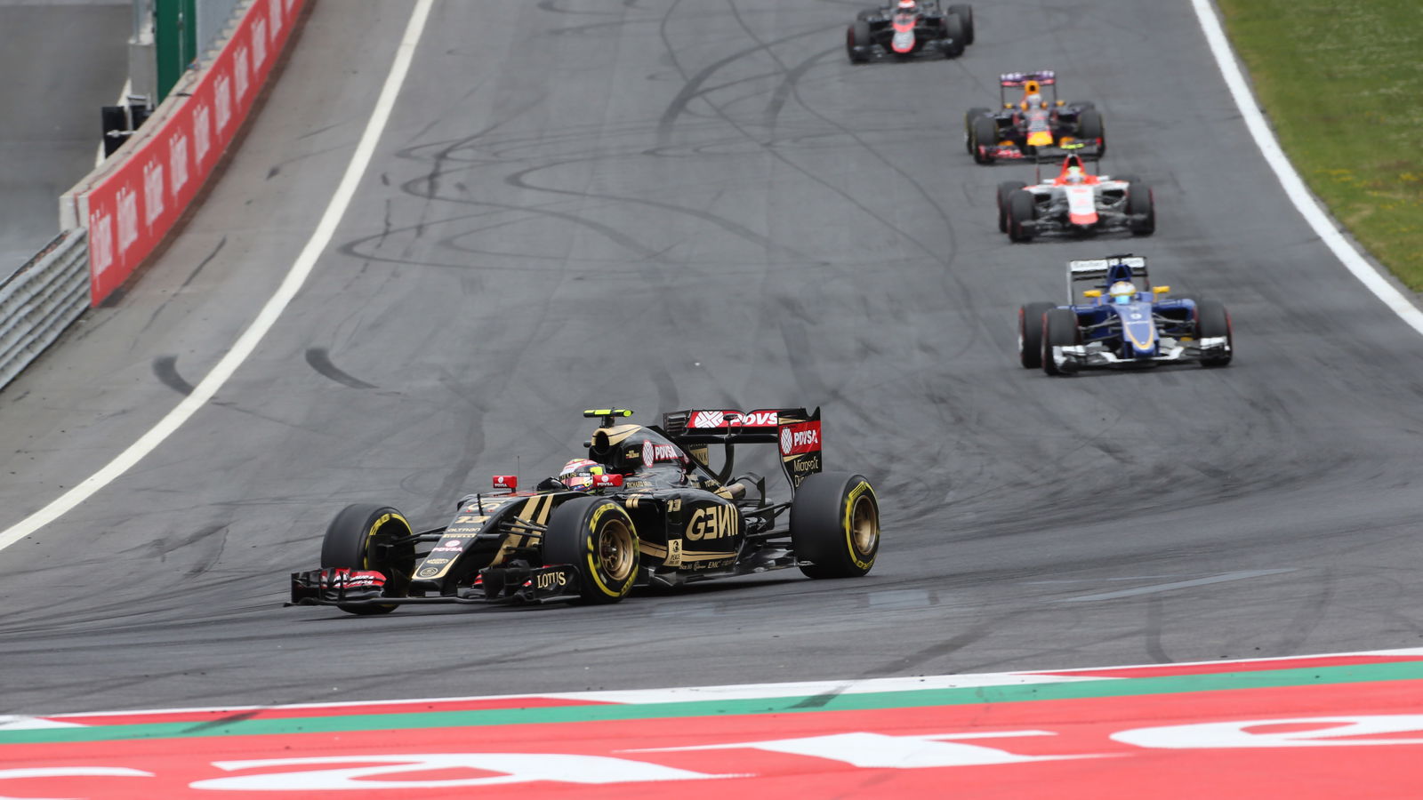 Maldonado survives 'big moment' for more points