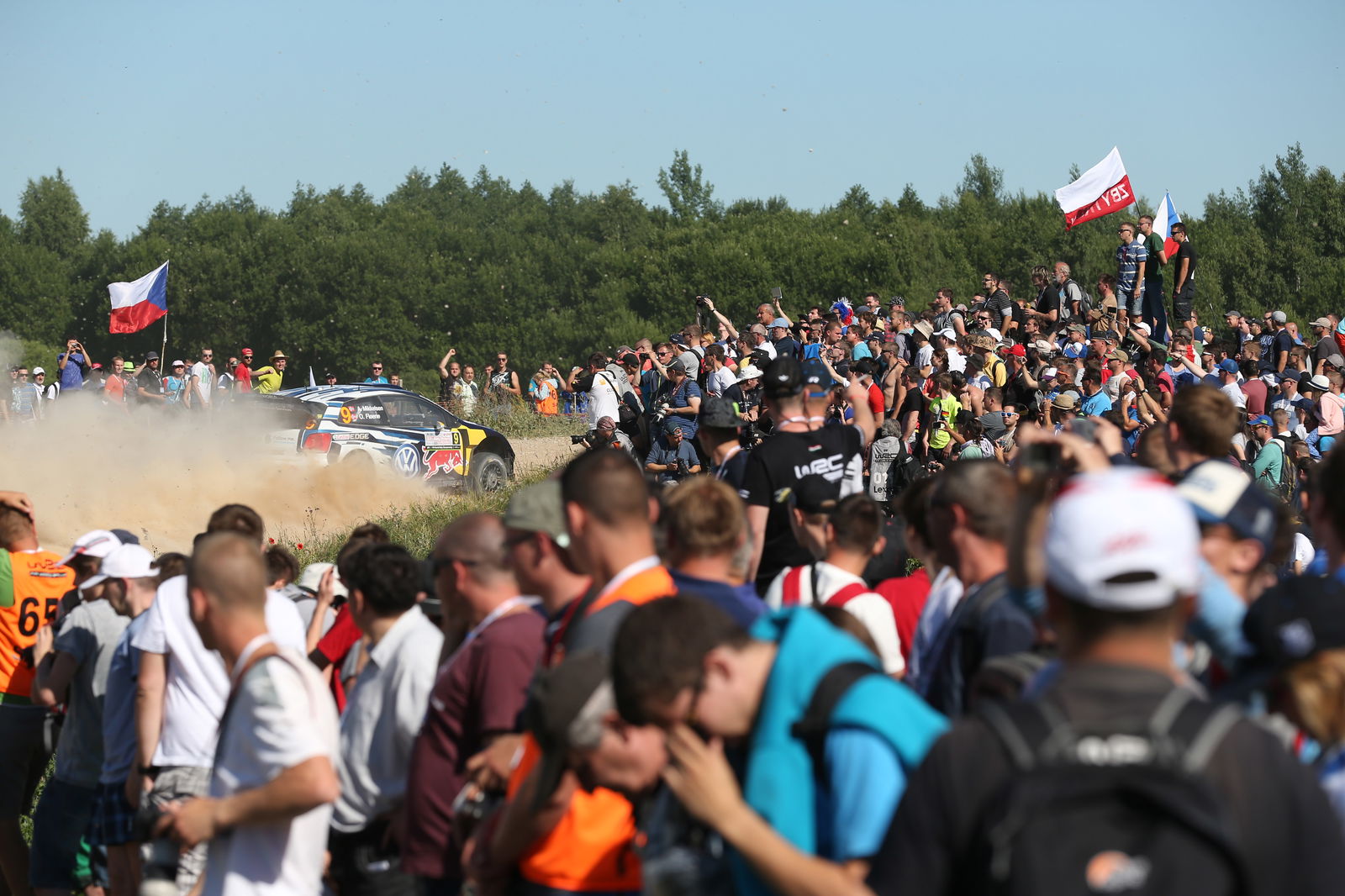 Mikkelsen in big crash in SS5