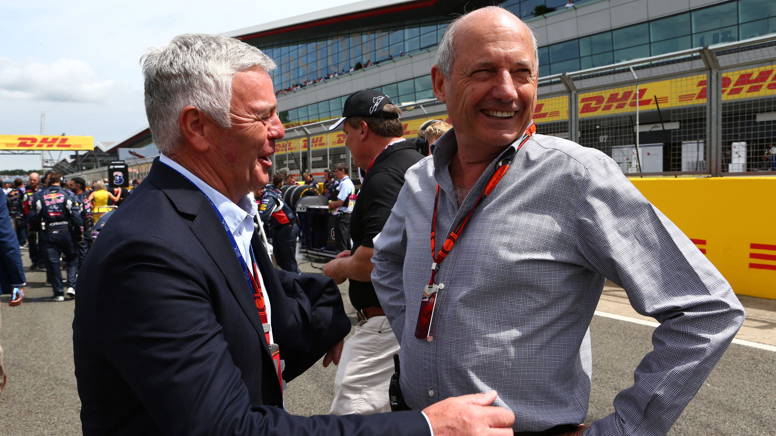 Ron Dennis brands Eddie Jordan 'a village idiot'