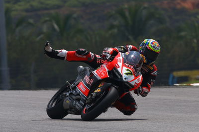 Davies wins race two, Rea made to wait