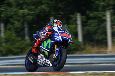 Advantage Lorenzo at hot and slippy Brno