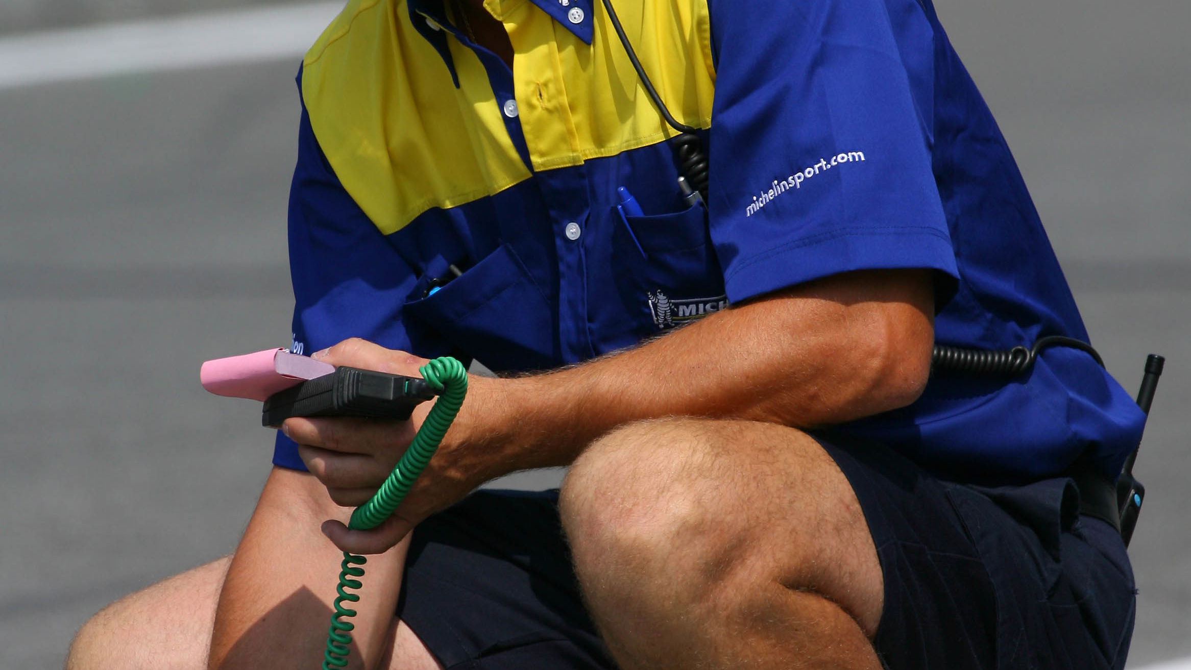29.07.2006 Hockenheim, Germany, A Michelin Engineer checks the track temperature - Formula 1 World C
