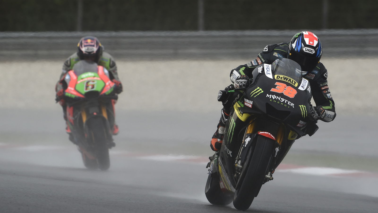Smith talks reasoning behind carbon discs in wet