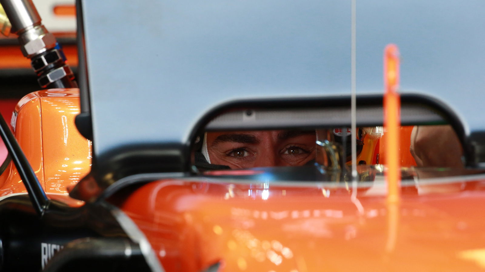 Alonso 'out of fuel' speculation denied by McLaren boss