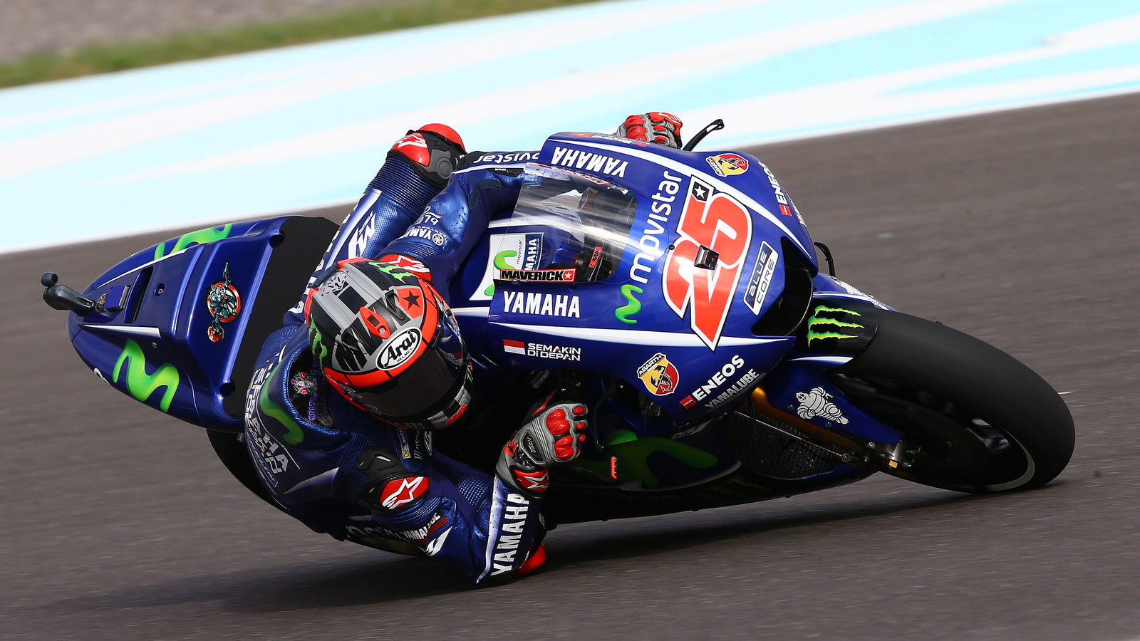Vinales lays down an early marker with FP1 flyer