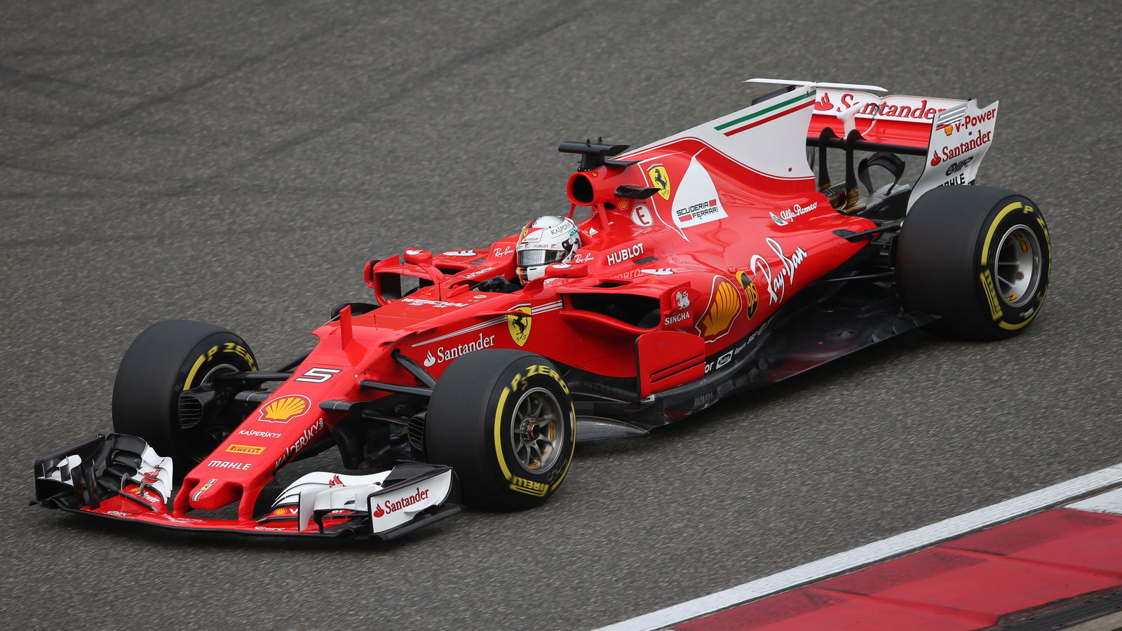 Vettel 'chickened' on brakes at final corner of China Q3 lap
