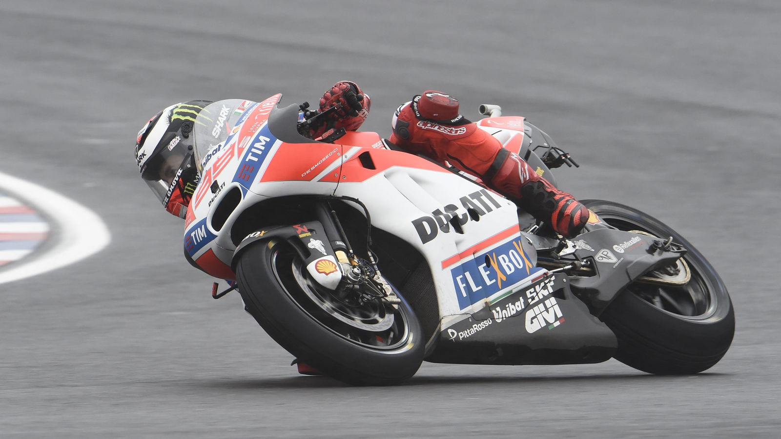 Rear brake helping Lorenzo tame Ducati