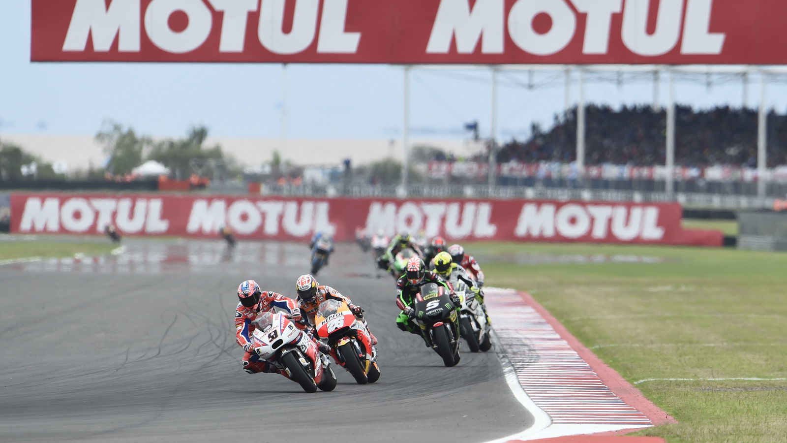 Fuel consumption puts Petrucci on low power