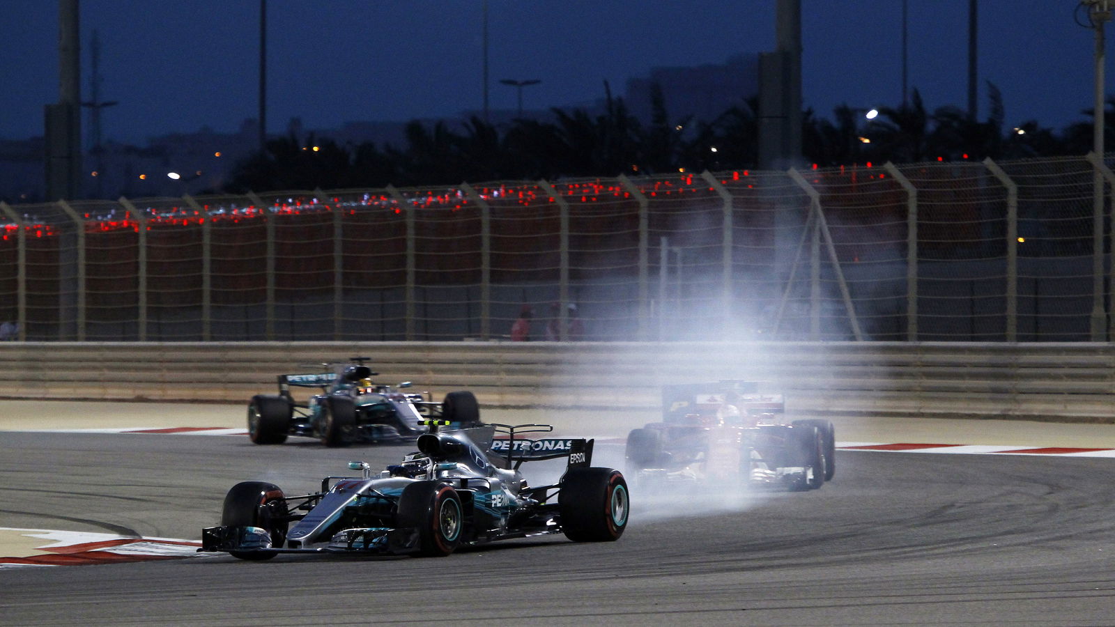 Bottas goes from pole to third after tyre pressure issue, team orders