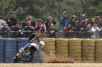 Miller crash, French MotoGP 2017