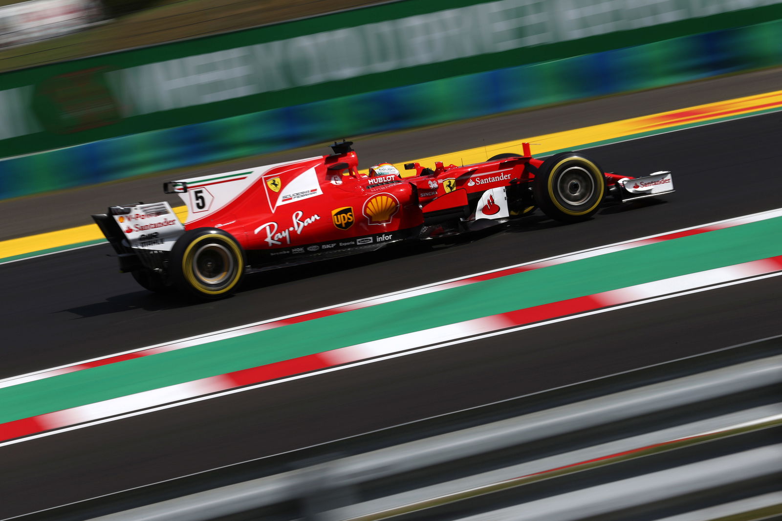 Raikkonen blames himself for missed Hungary victory chance