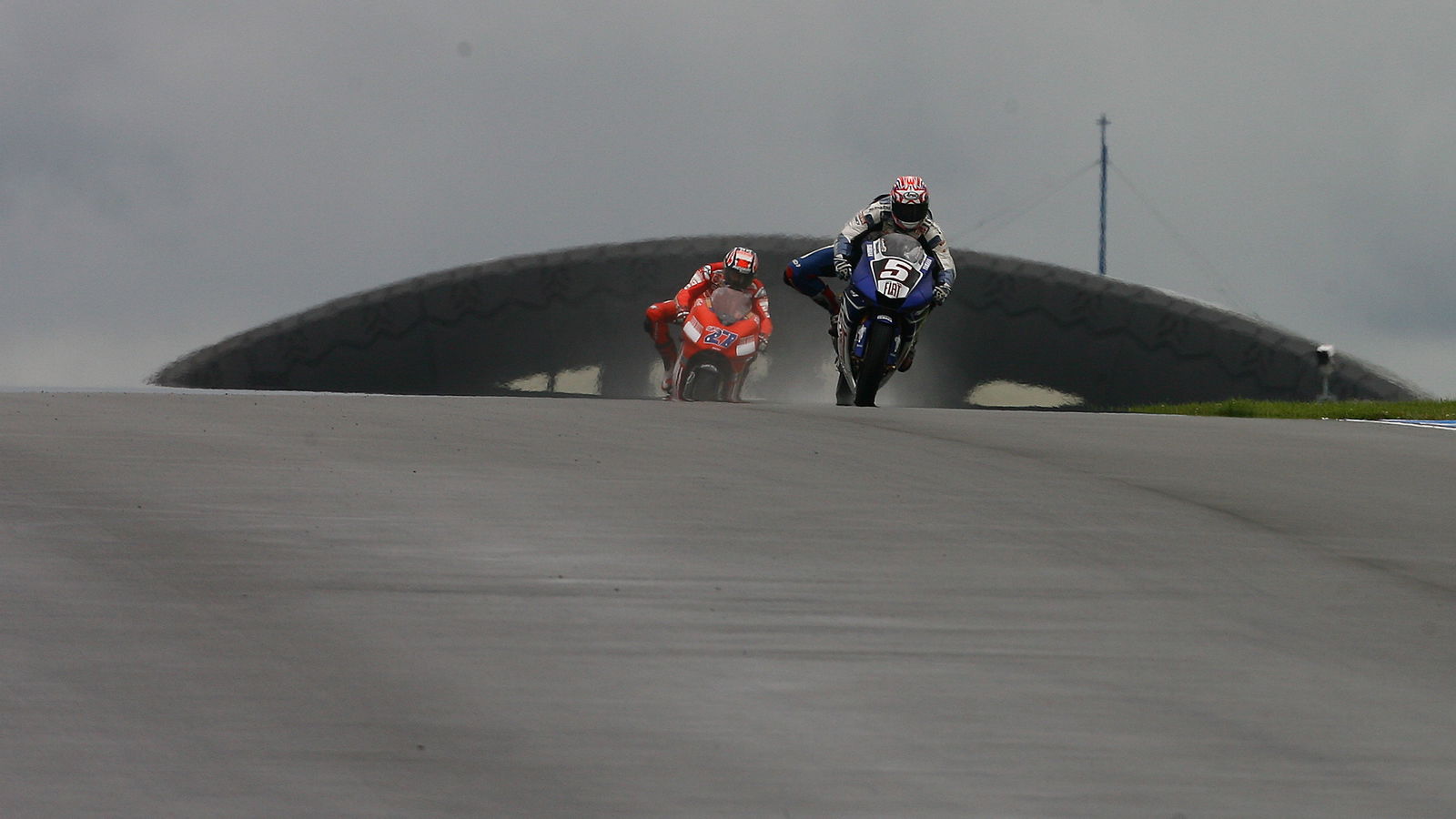 Edwards, Stoner, British MotoGP 2007