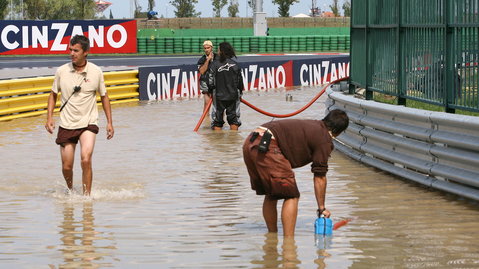 Marshals during flood, San Marino MotoGP 2007