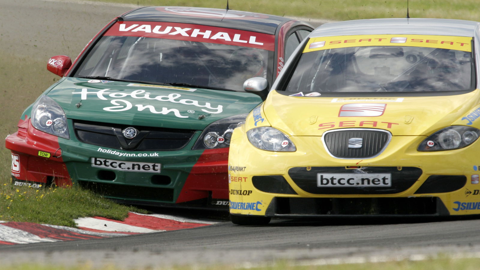 Pictures of the Year: Snetterton finally saw Giovanardi and Plato together on track