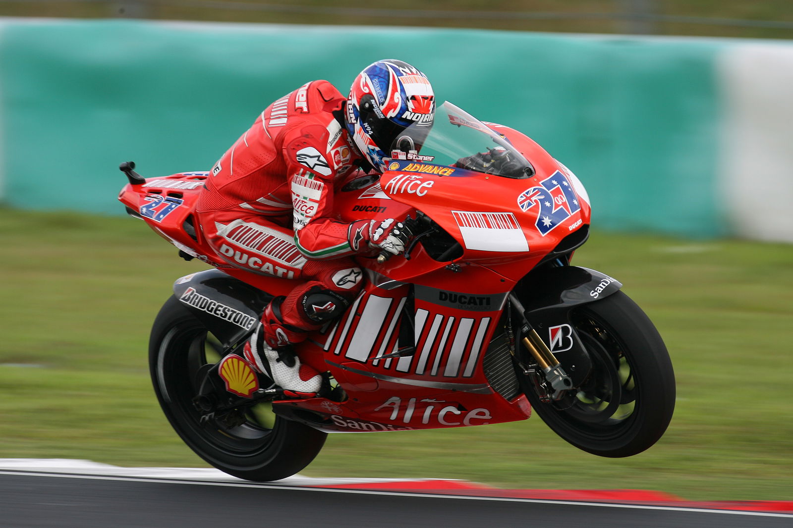Casey Stoner (AUS), Ducati Marlboro Team, Ducati, 27, 2007 MotoGP World Championship,
