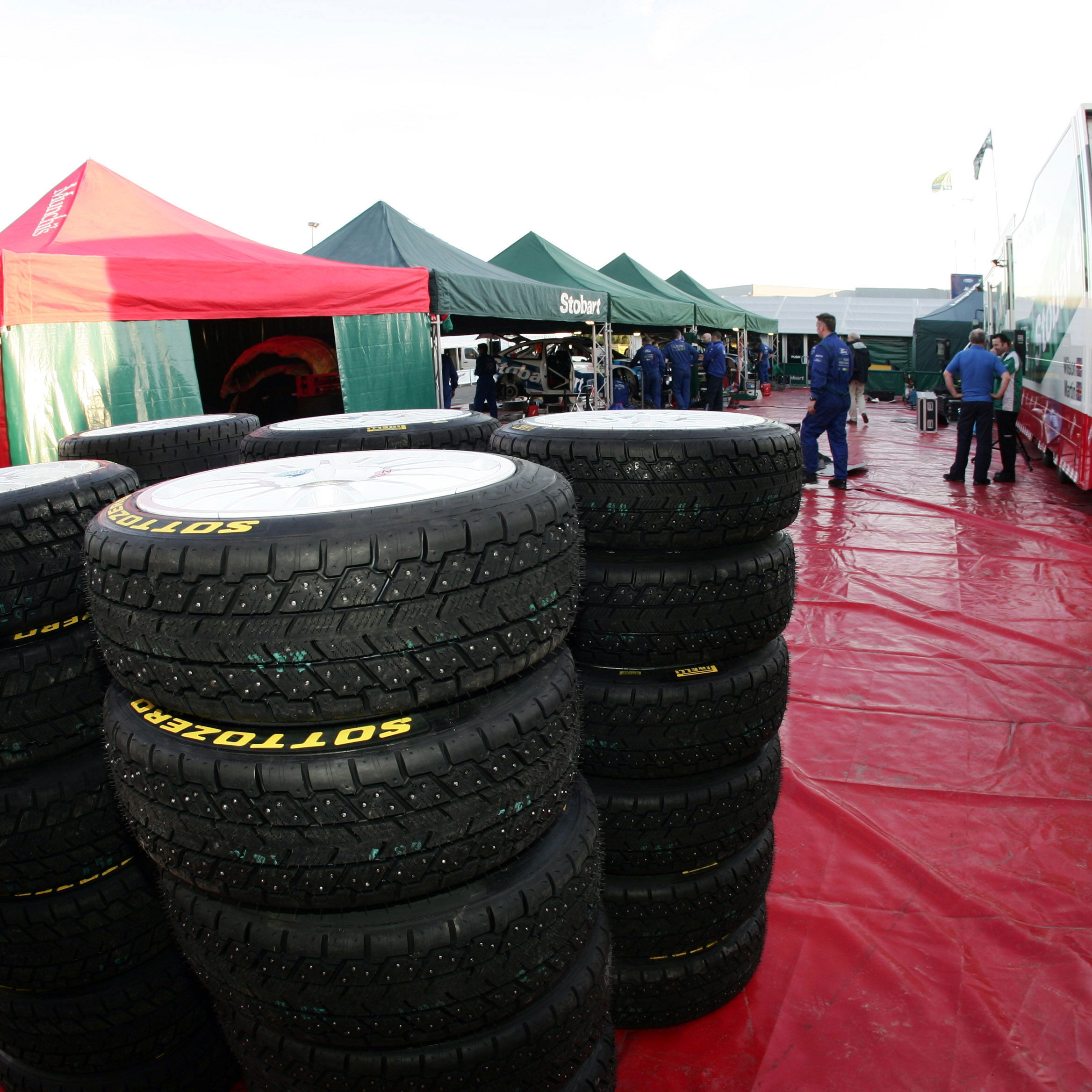 Pirelli Tyres at the Service Park. Rallye Monte Carlo, 24-27th January 2008.