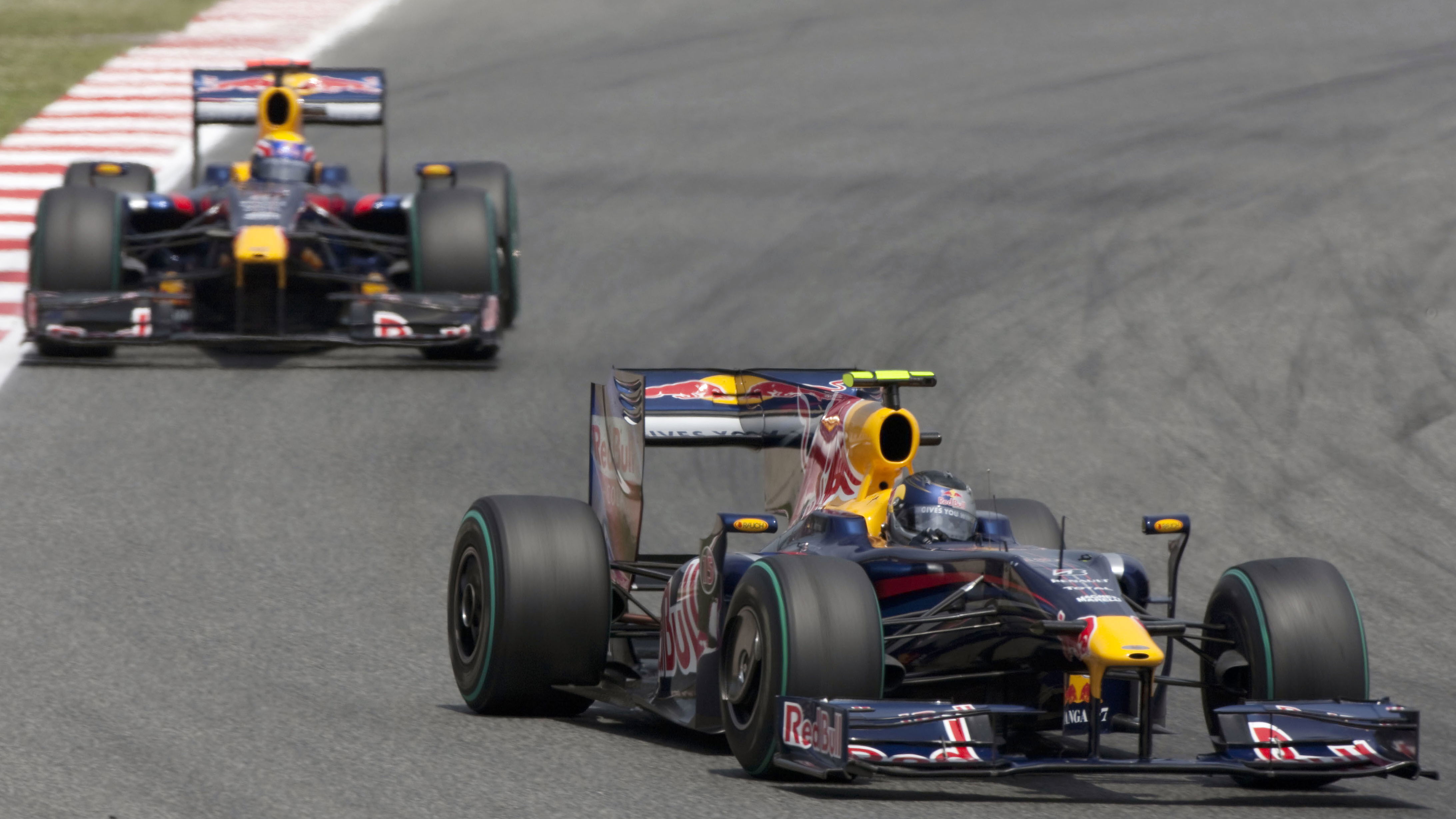 Sebastian Vettel (GER) Red Bull RB5, Mark Webber (AUS) Red Bull RB5, Spanish F1 Grand Prix, Cataluny