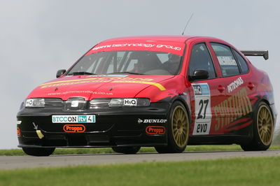 Liam McMillan (GBR) - Maxtreme SEAT Toledo Cupra