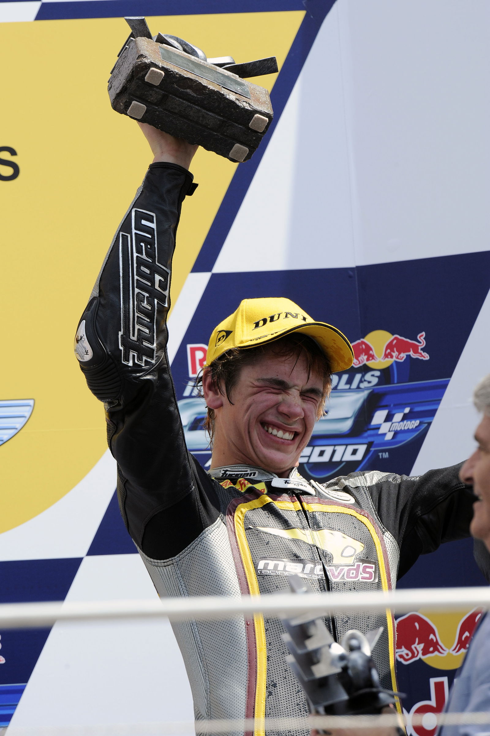 Moto2: Elias stamps authority with Brno win