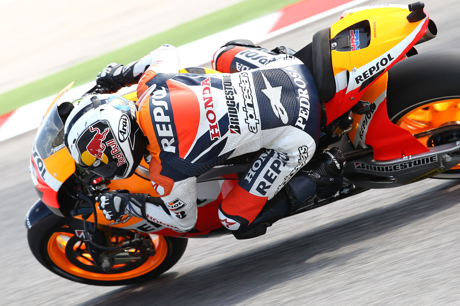 MotoGP pays tribute to Shoya Tomizawa
