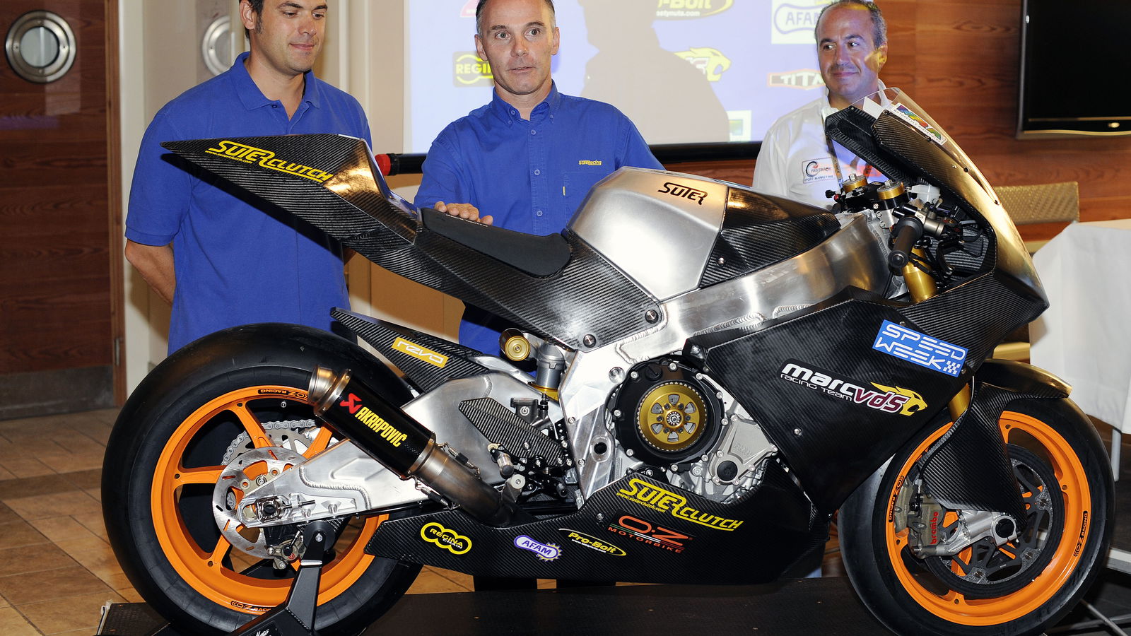 PICS: Suter-BMW 1000cc MotoGP machine